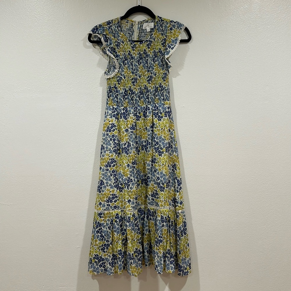 Lost + Wander Floral Print Dress Smocked Tiered Ruffled Yellow Lace Trim XS EUC